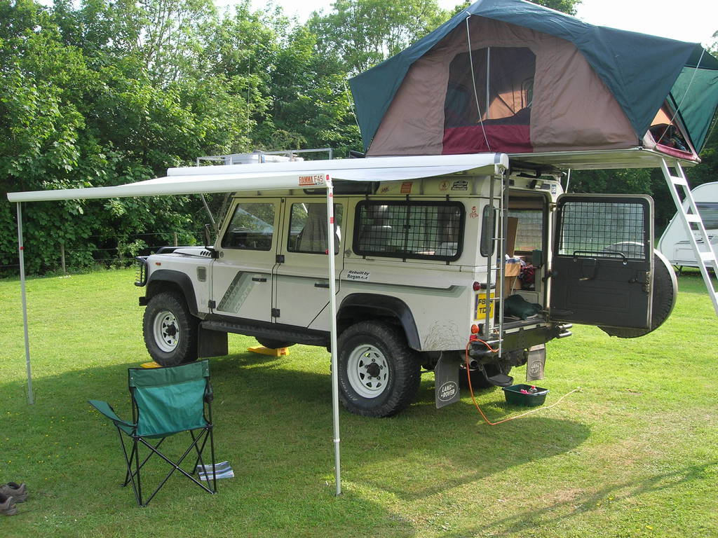 Land Rover 110 CSW